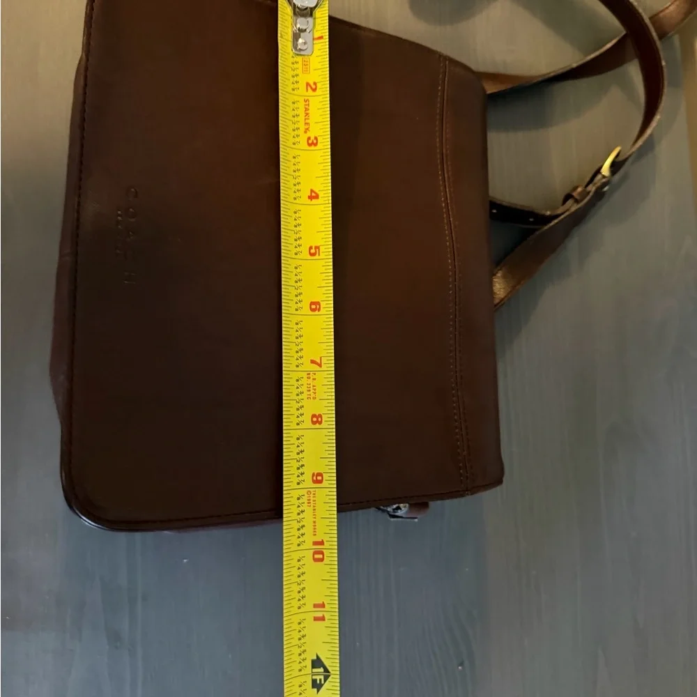 Coach Vintage Tribeca Flap Dark Brown Leather Messenger Bag 9092
